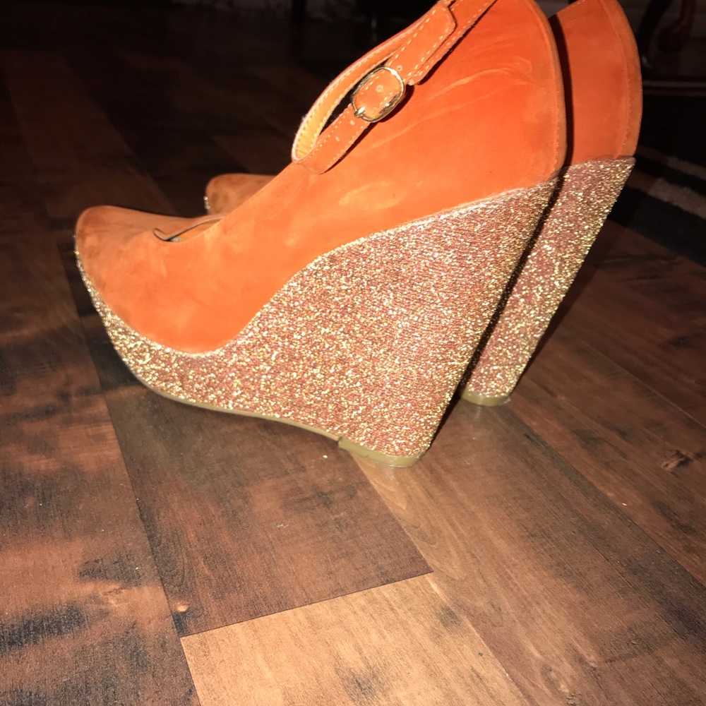 Wedges - Picture 2 of 3